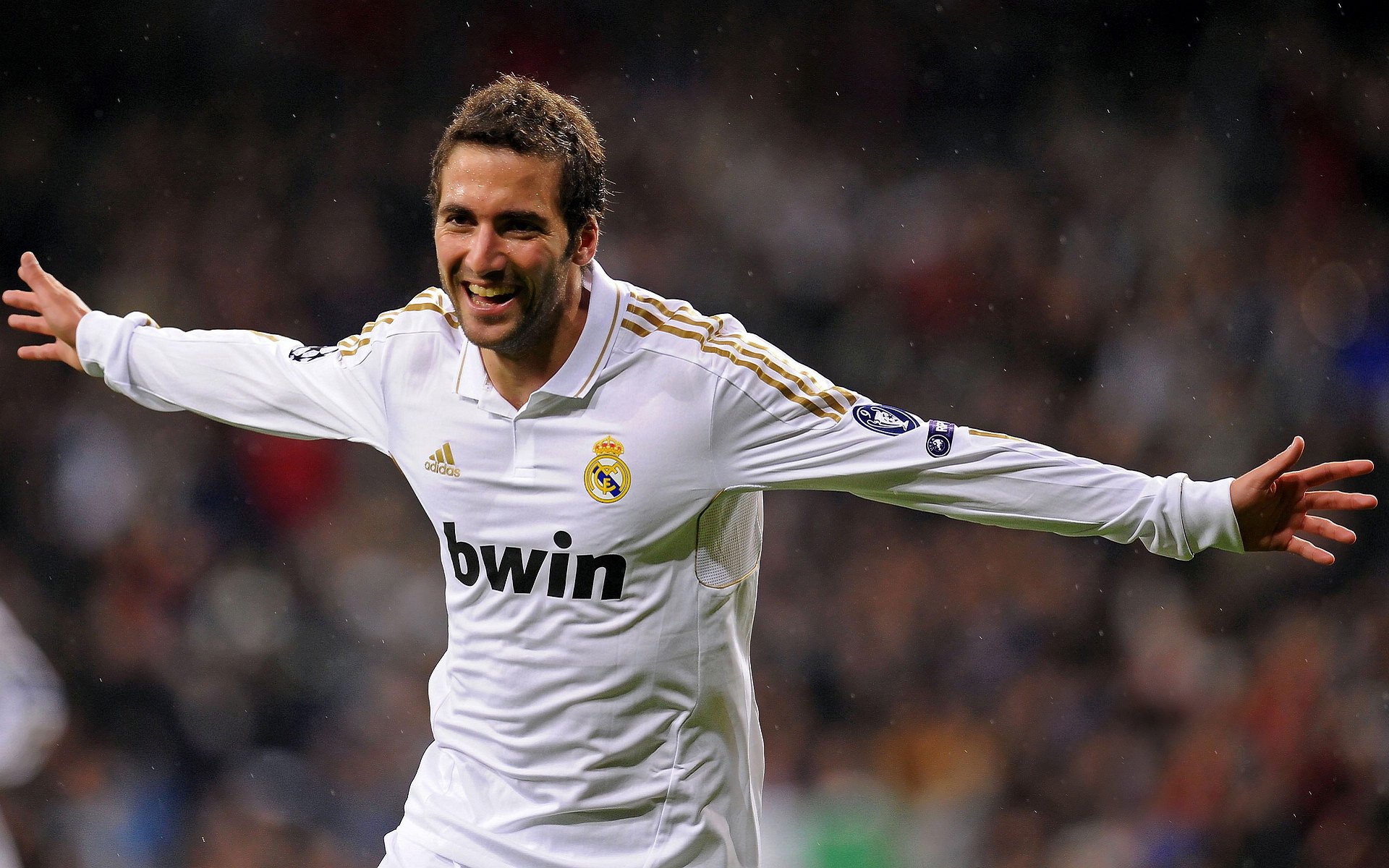 上海海港主帅谈球队未来，上海海港主力阵容