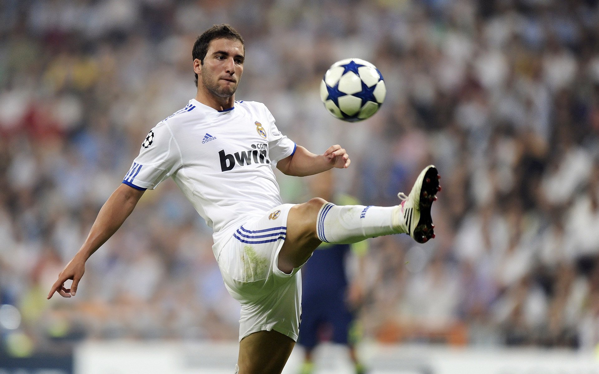 勇士战术执行完美主场再胜，勇士队最经典的战术是什么